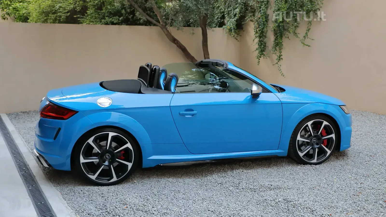 Audi TT RS Roadster 2.5 TFSI — фото 3
