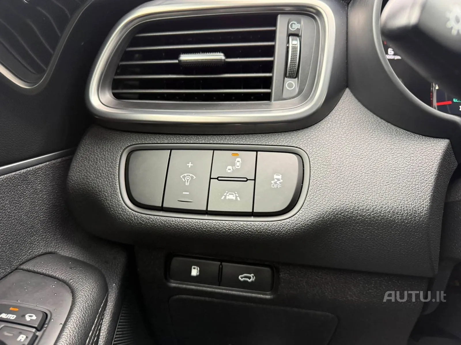 Kia Sorento — nuotrauka 11