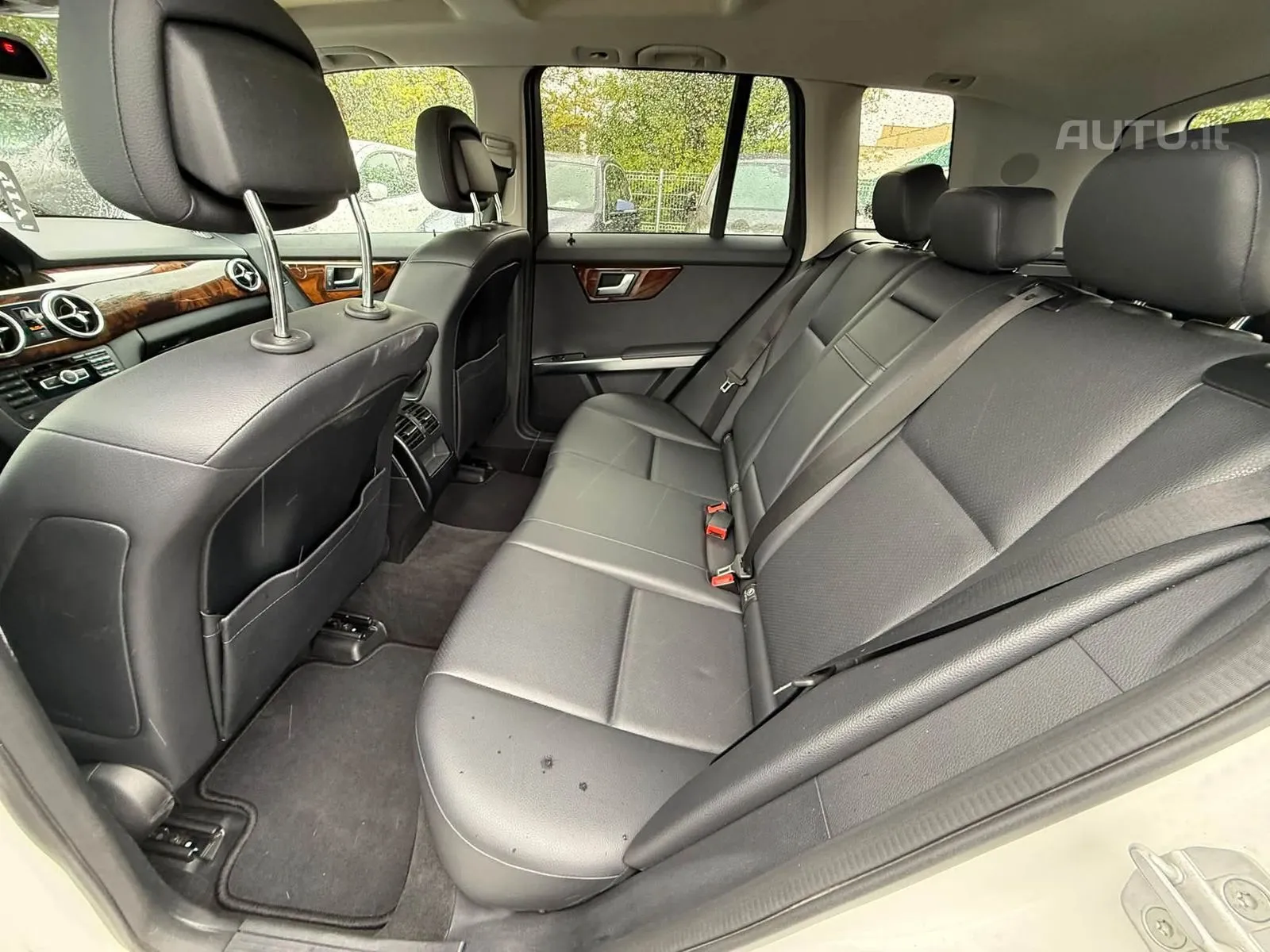 Mercedes-Benz GLK250 — nuotrauka 6