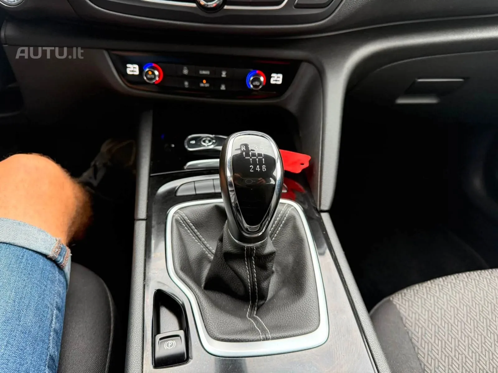 Opel Insignia — nuotrauka 15