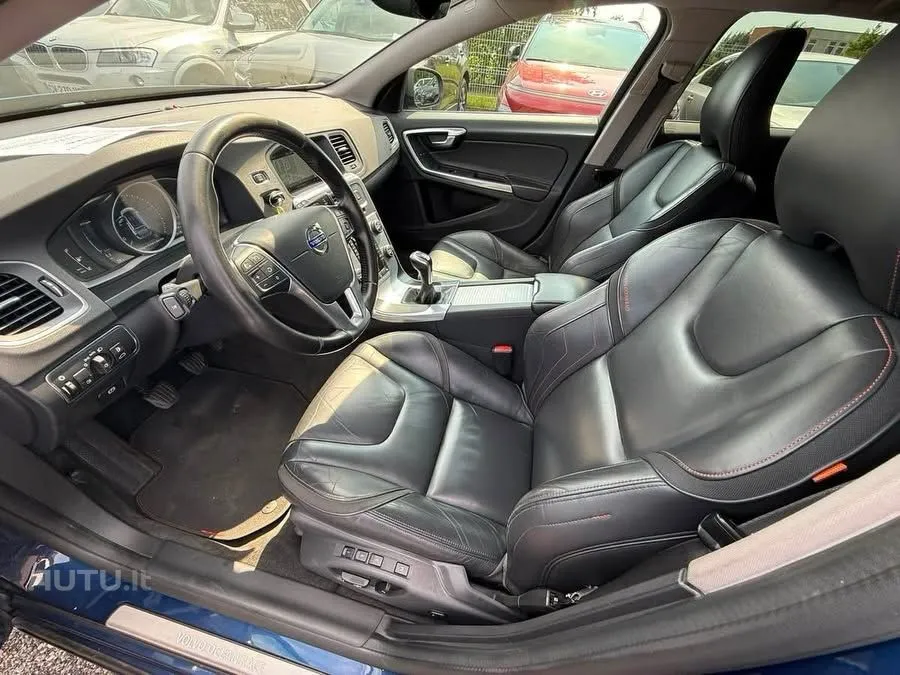 Volvo V60 — photo 9