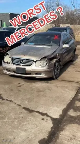 Mercedes-Benz 220 2025