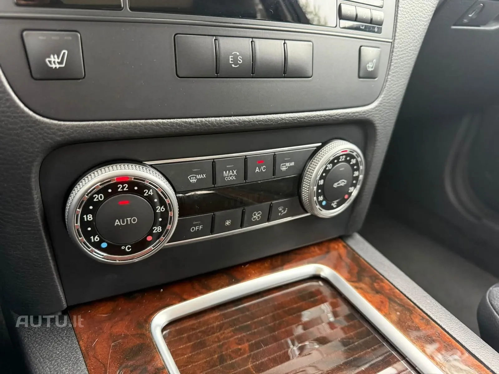 Mercedes-Benz GLK250 — nuotrauka 16