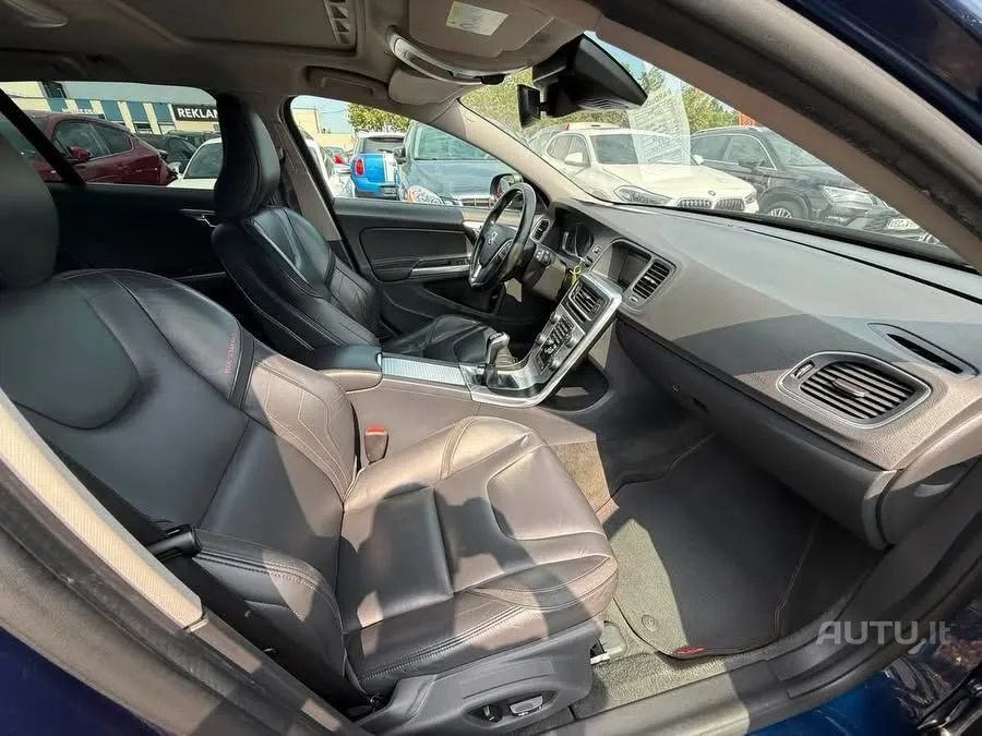 Volvo V60 — photo 5