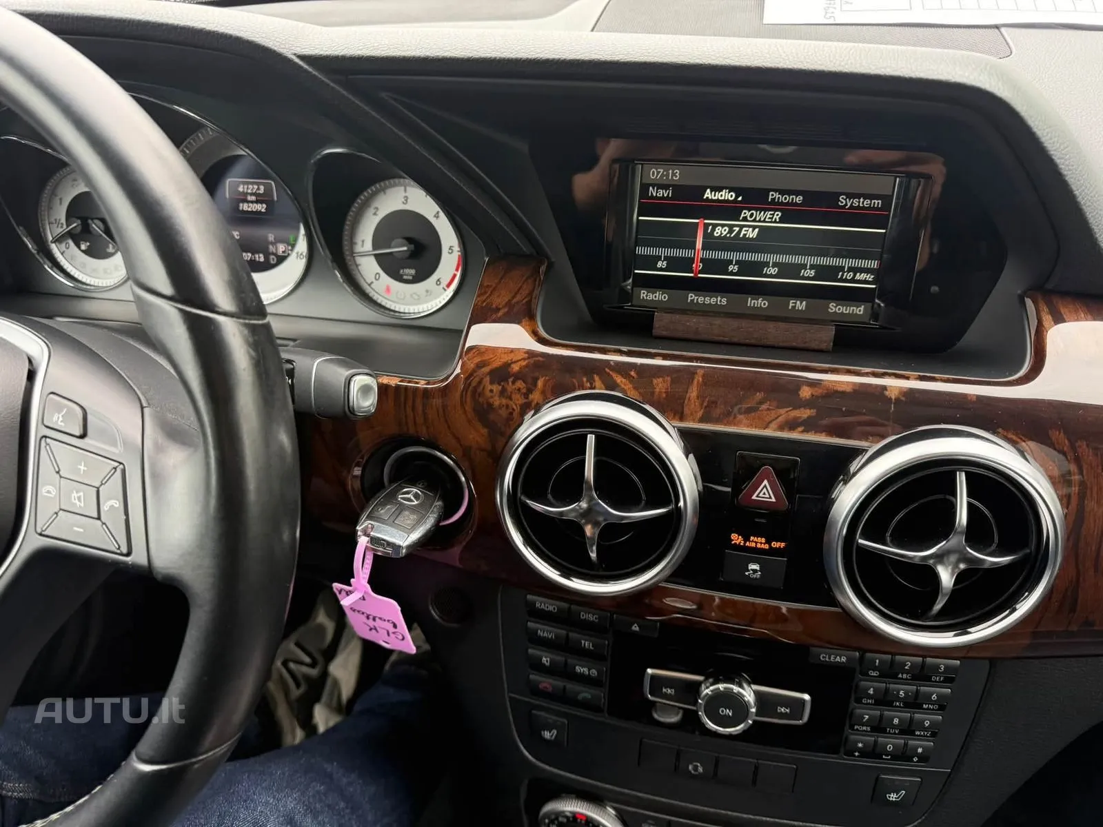 Mercedes-Benz GLK250 — nuotrauka 14